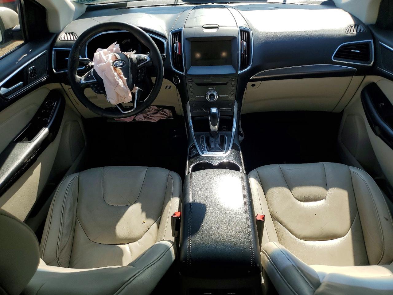 Ford Edge Titanium