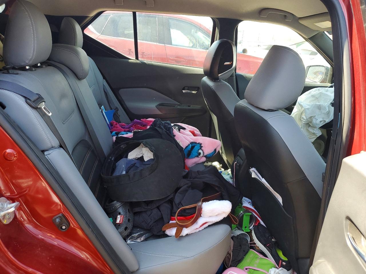 Nissan Kicks Sr