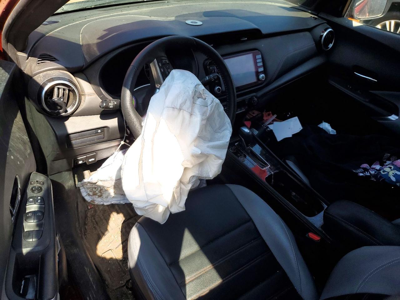 Nissan Kicks Sr