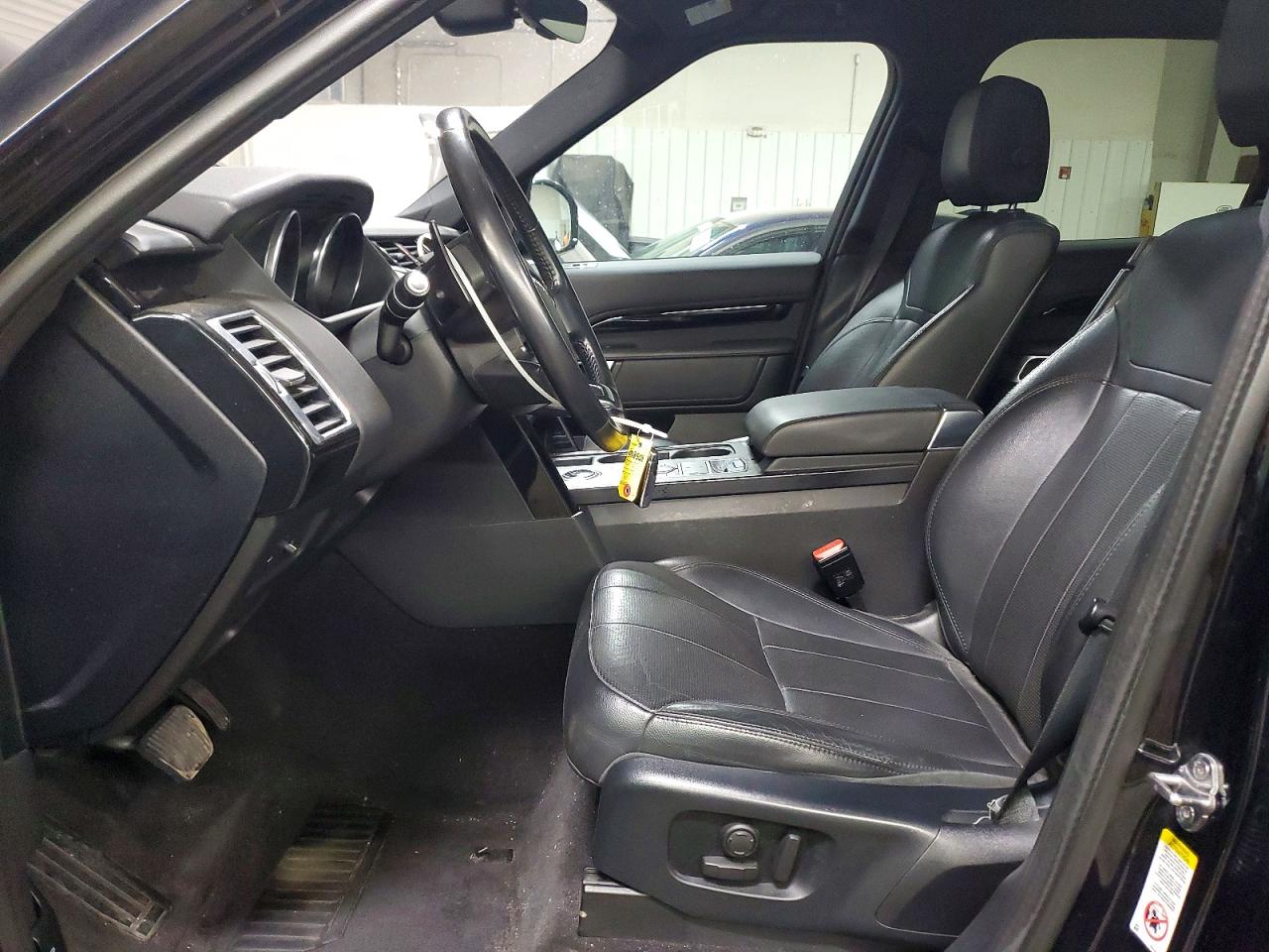 Land Rover Discovery Se