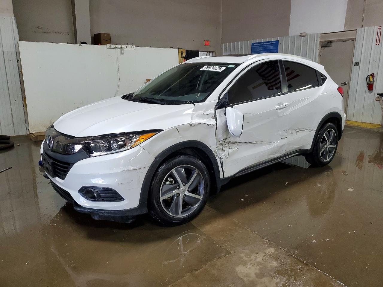 Salvage Honda HR-V Image