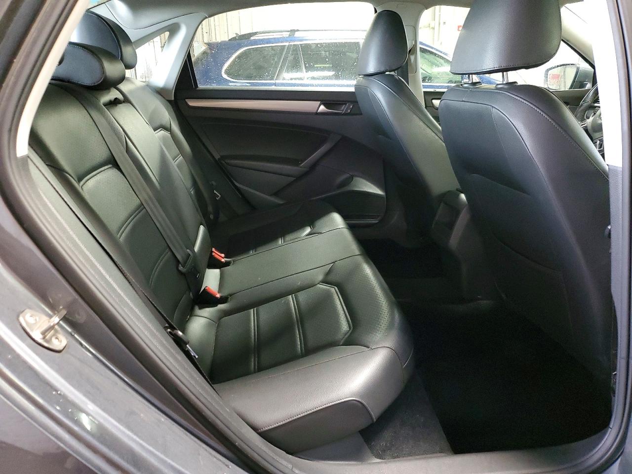 Volkswagen Passat S