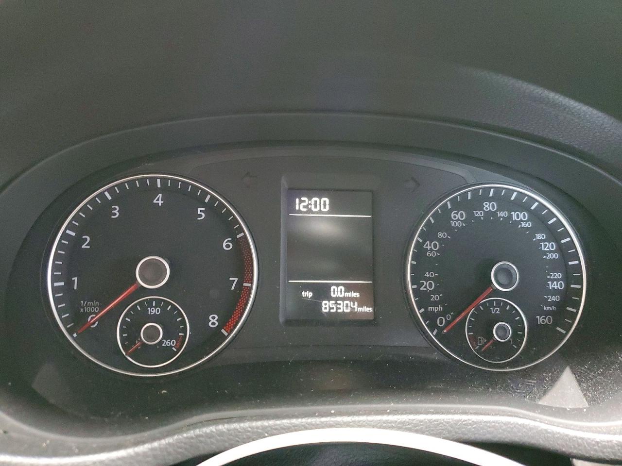 Volkswagen Passat S