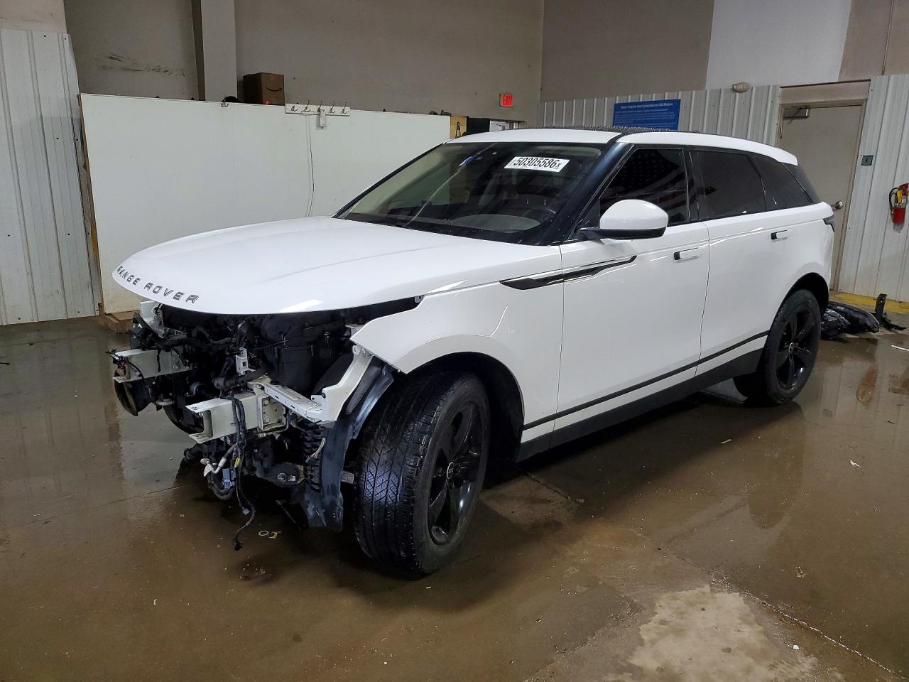 Salvage Land Rover Range Rover Image