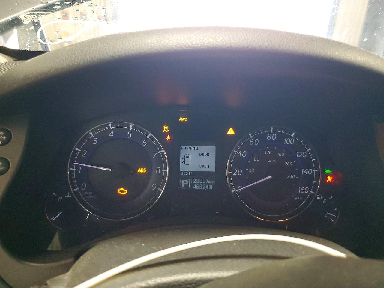 INFINITI Qx Base