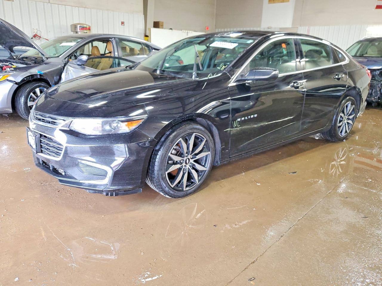 Salvage Chevrolet Malibu Image