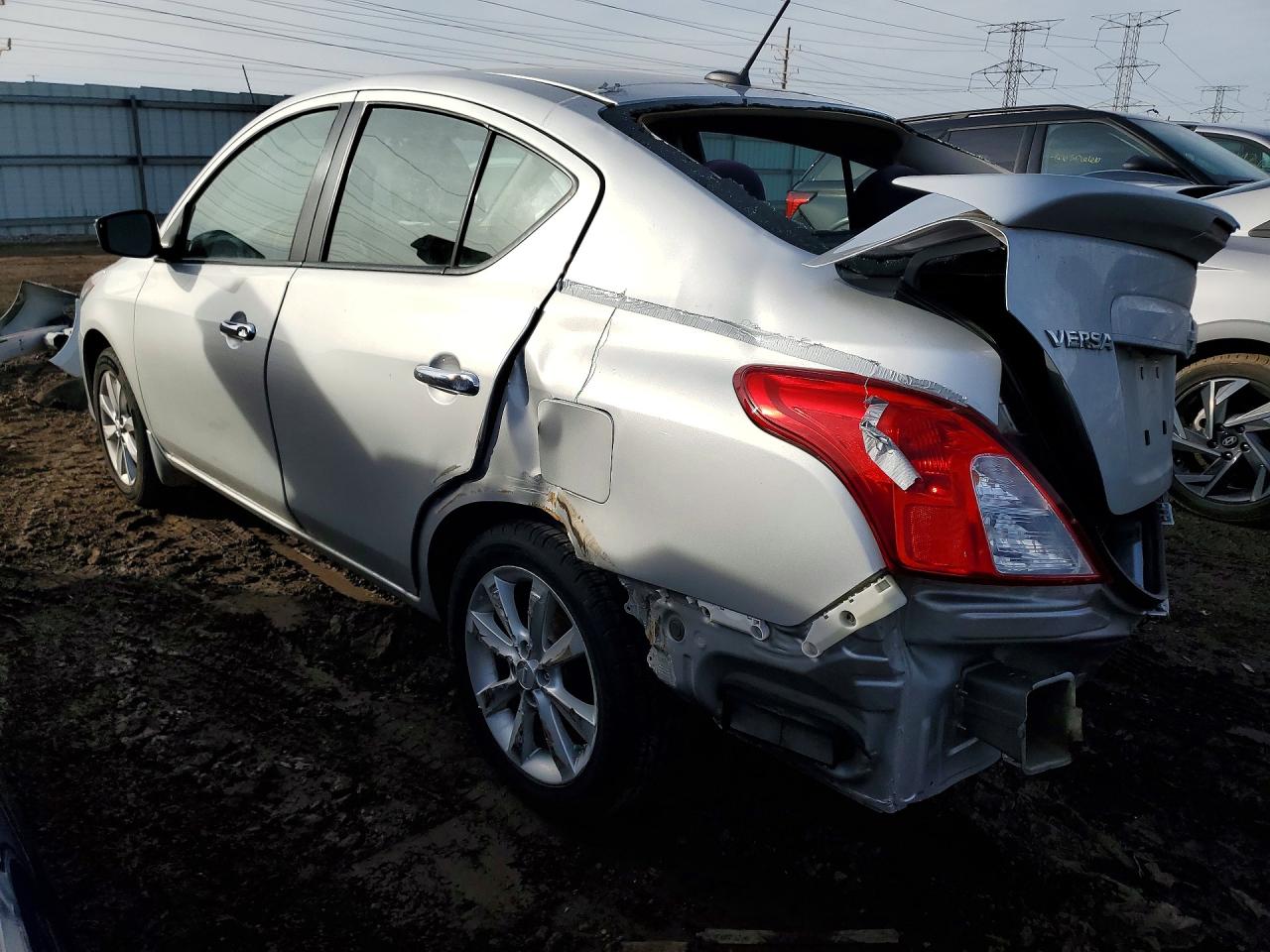 Nissan Versa 1.6 Sl