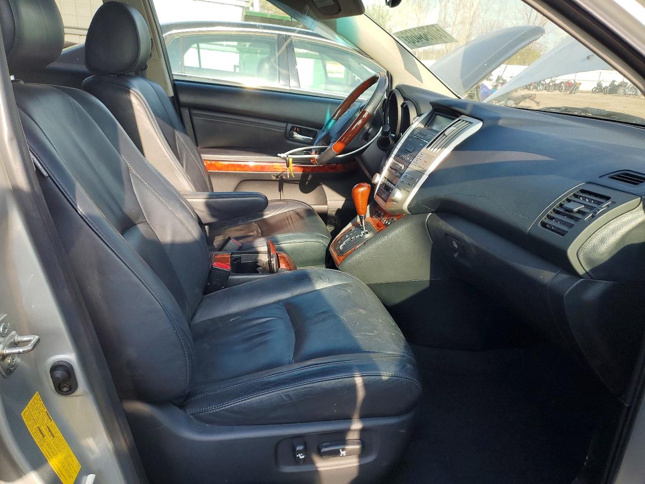 Lexus RX 330