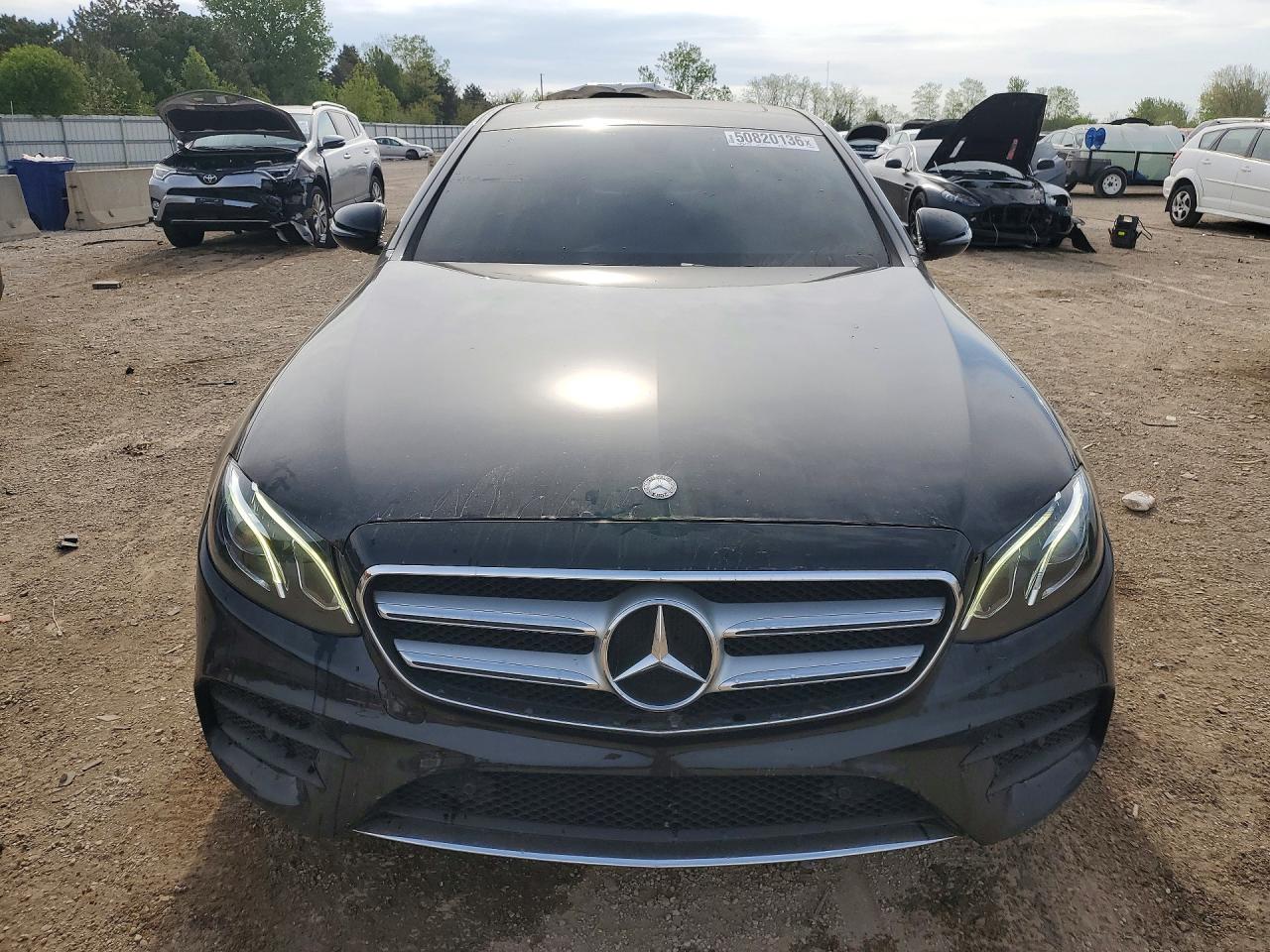 Mercedes-Benz E-Class 300 4matic