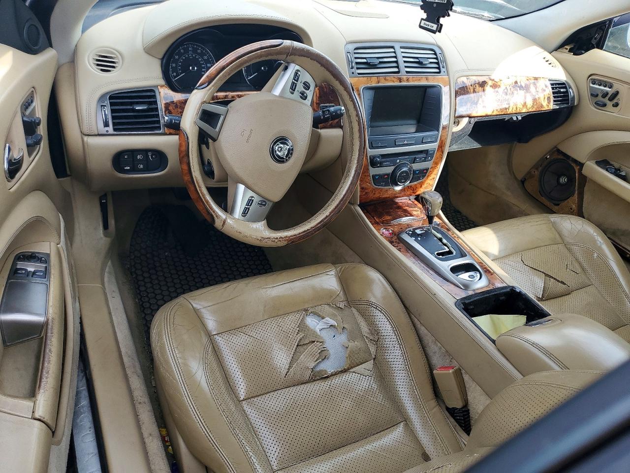 Jaguar XK