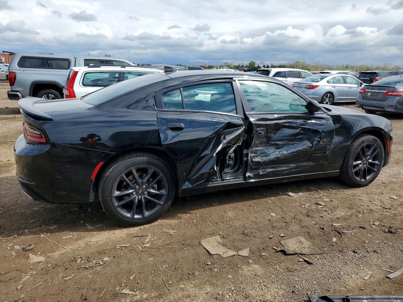 Dodge Charger Sxt