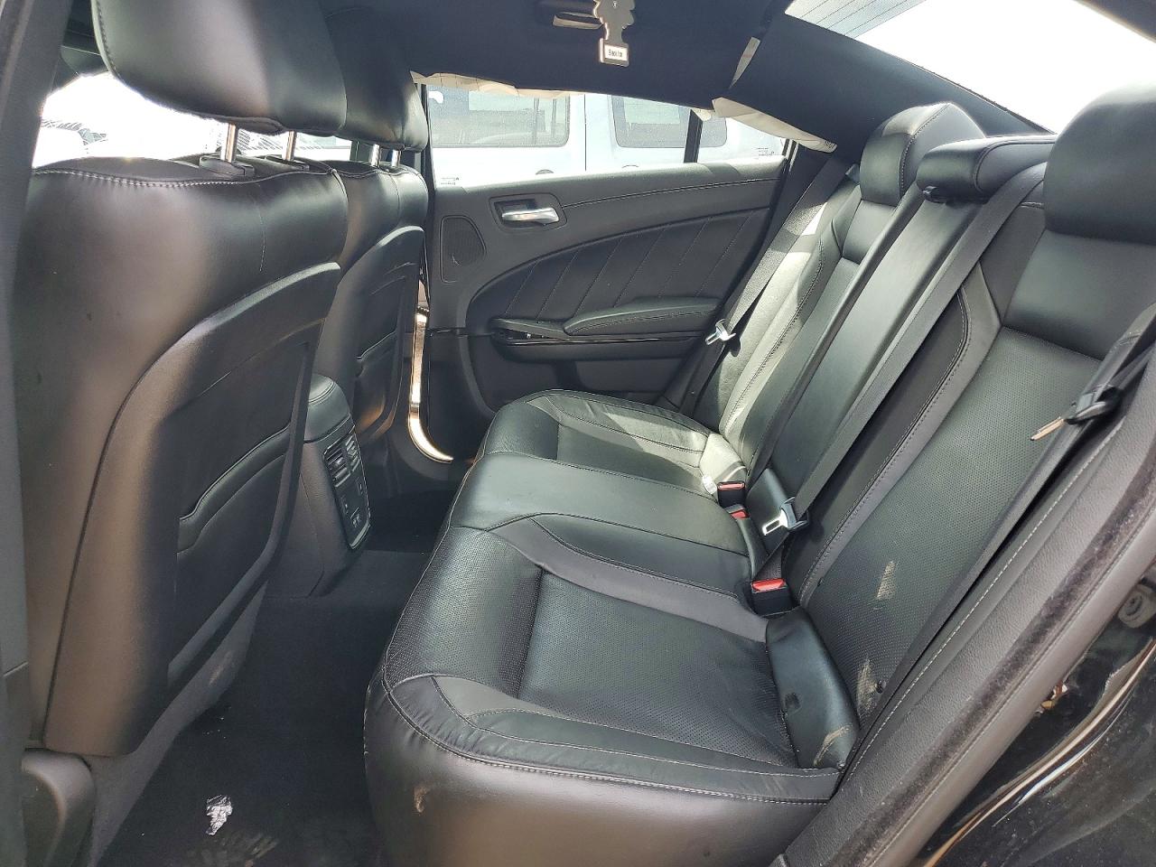 Dodge Charger Sxt