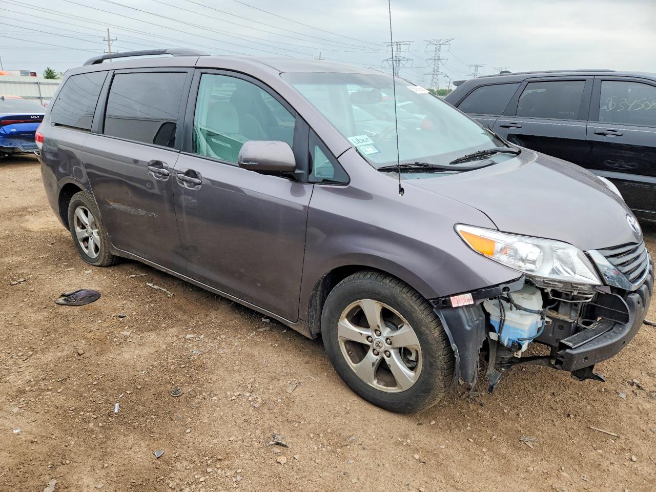 Toyota Sienna Le