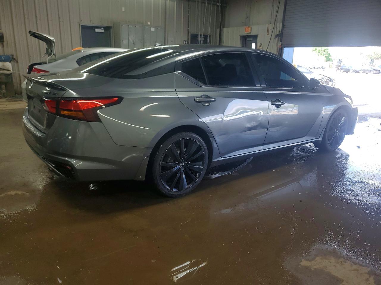 Nissan Altima Sr
