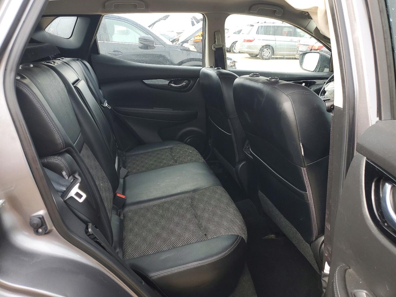 Nissan Rogue Sv