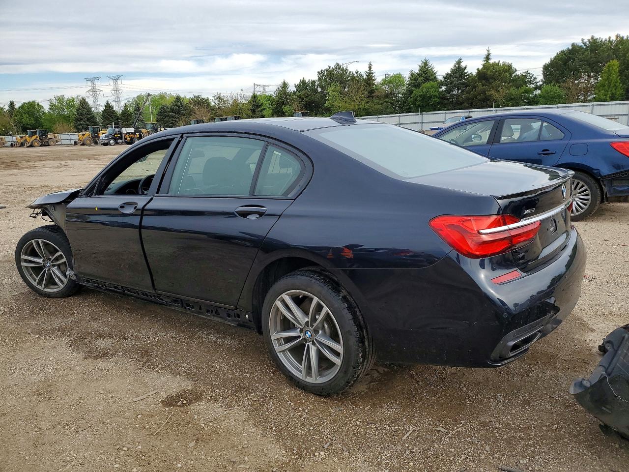 BMW 7 Series Xi