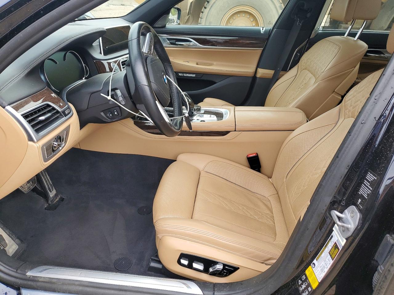 BMW 7 Series Xi
