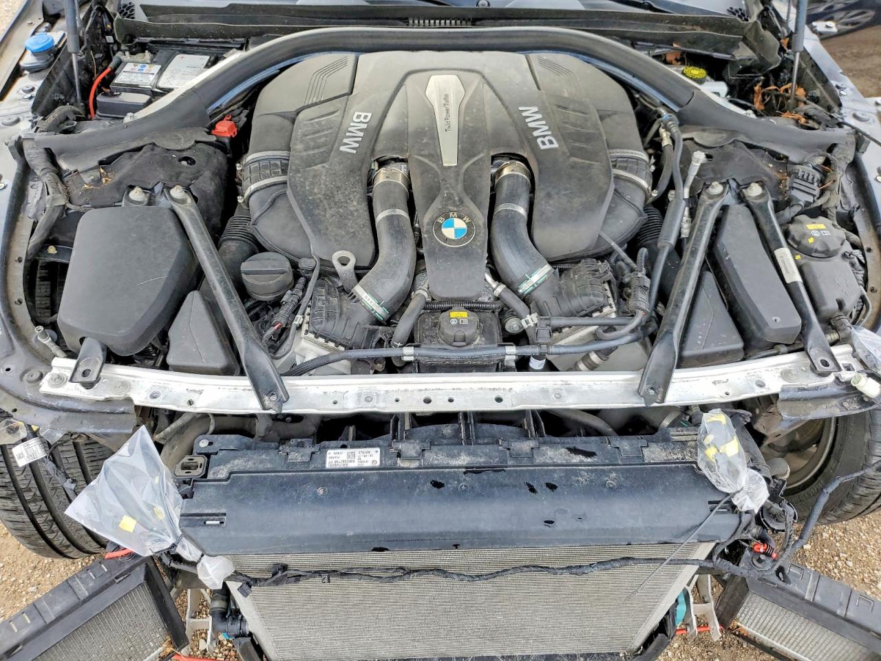 BMW 7 Series Xi