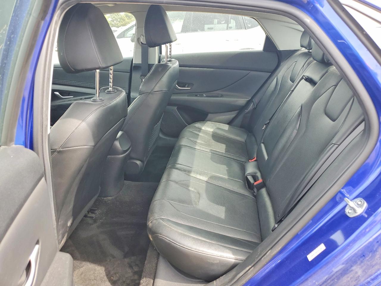 Hyundai ELANTRA Limited