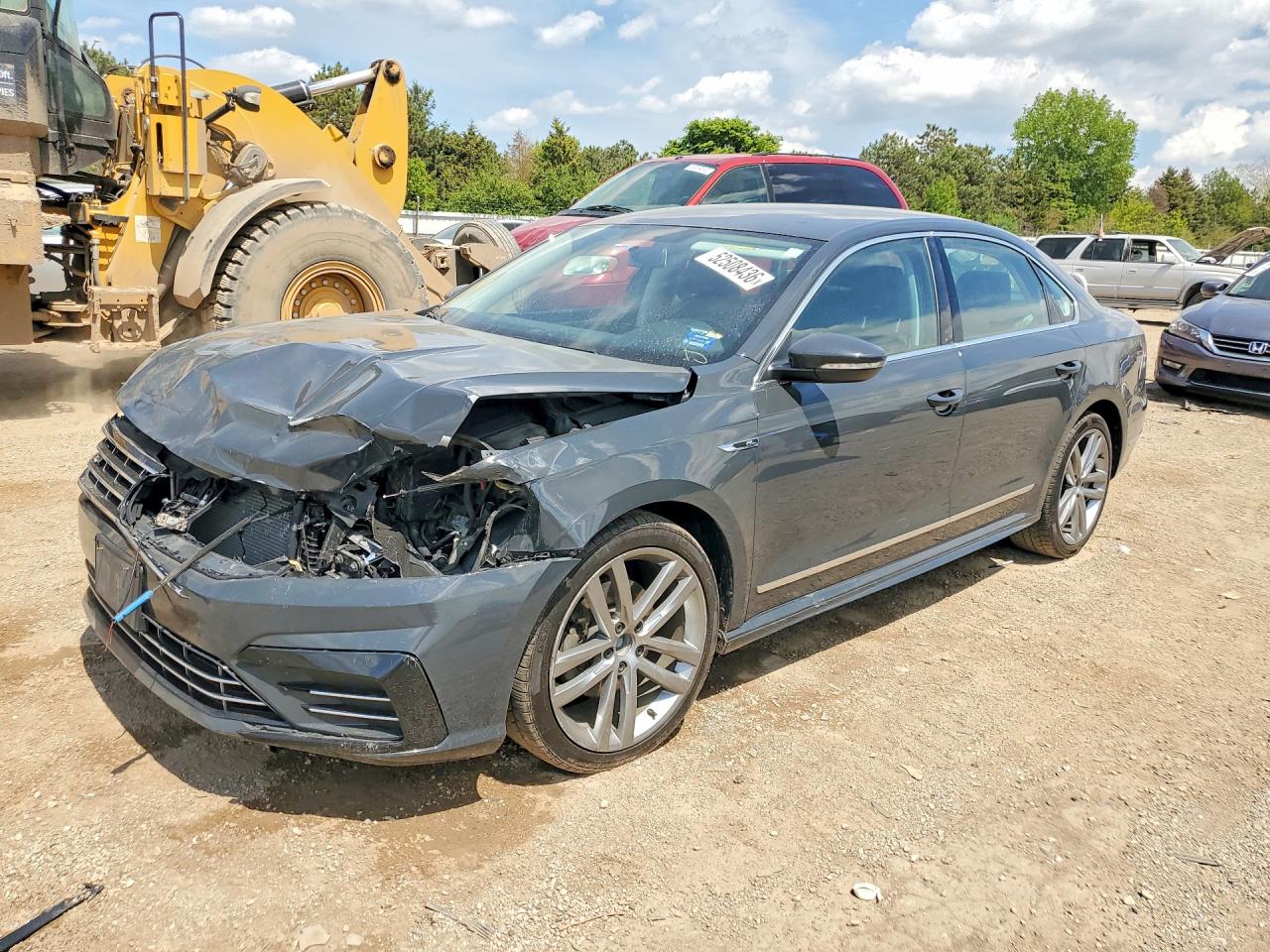 Salvage Volkswagen Passat Image