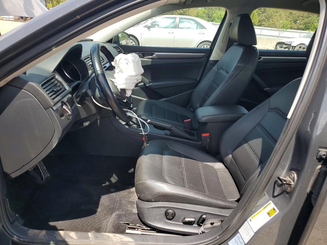 Volkswagen Passat R-line