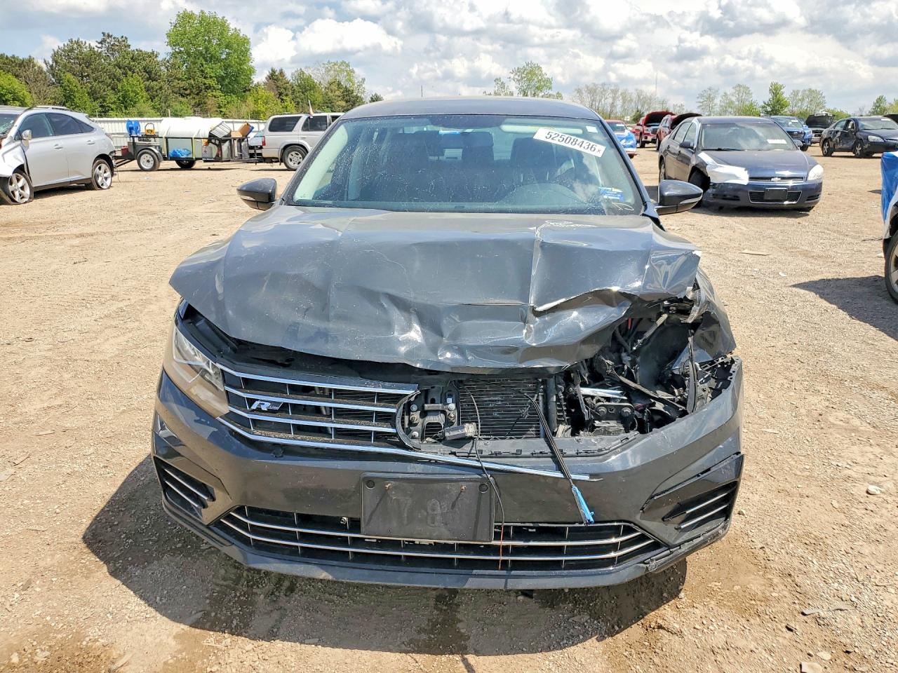 Volkswagen Passat R-line