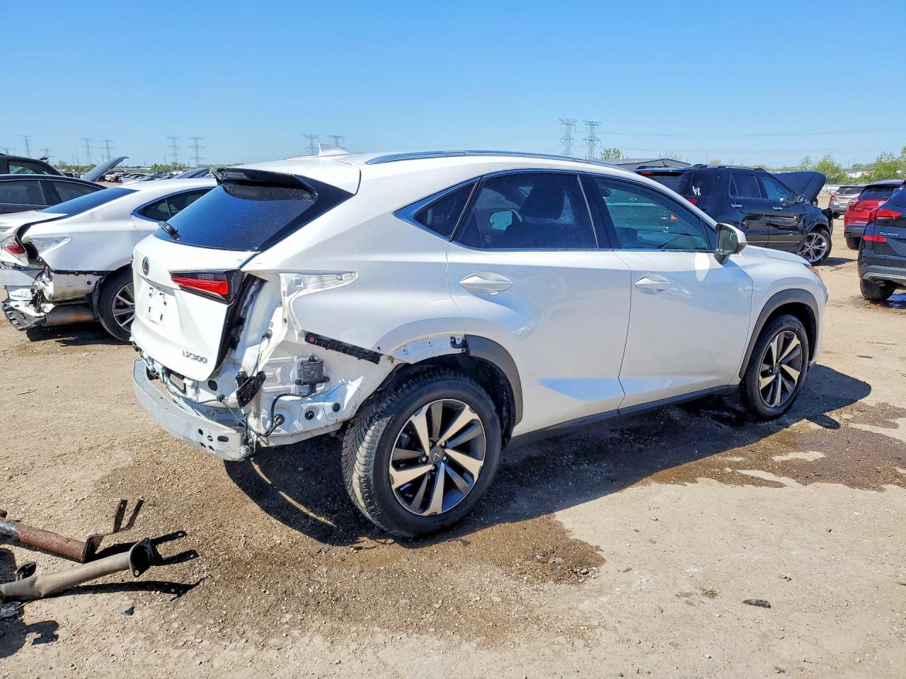 Lexus NX Base