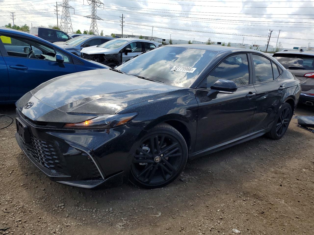 Salvage Toyota Camry Image