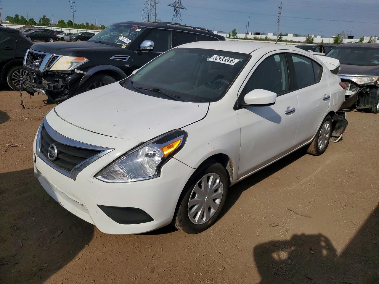 Salvage Nissan Versa Image