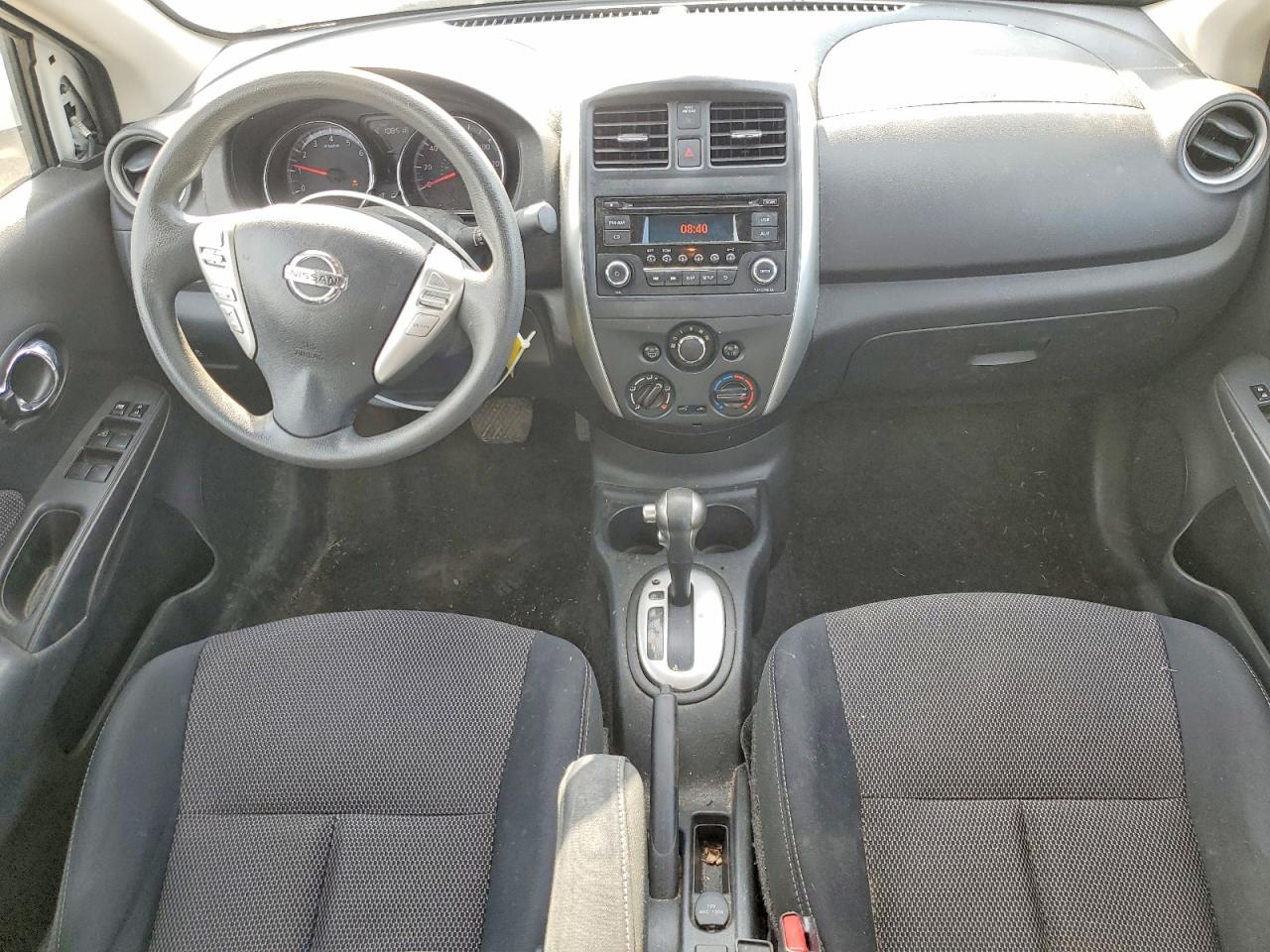 Nissan Versa 1.6 Sv