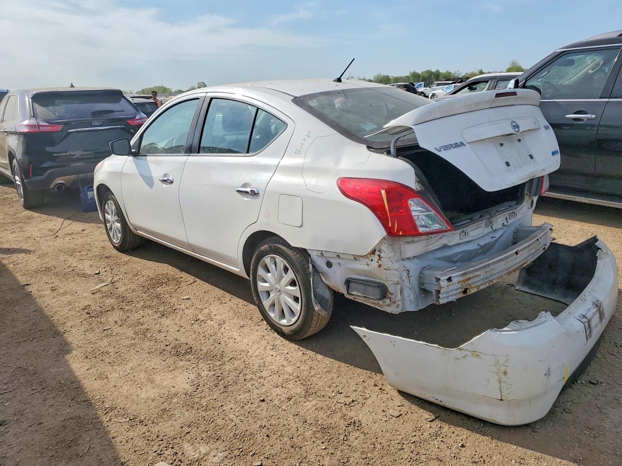 Nissan Versa 1.6 Sv