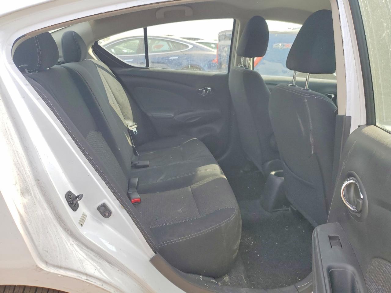 Nissan Versa 1.6 Sv