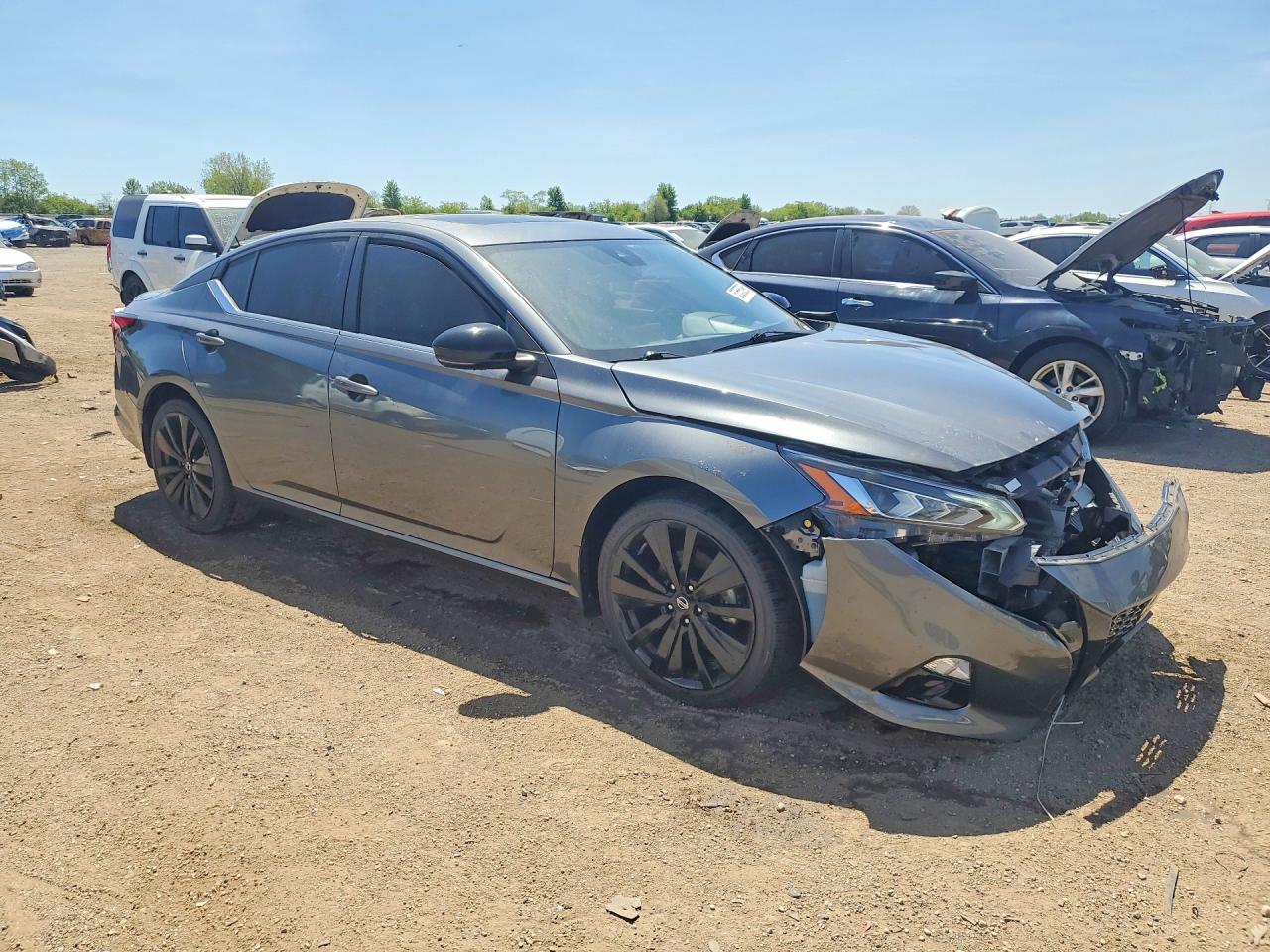 Nissan Altima Sr