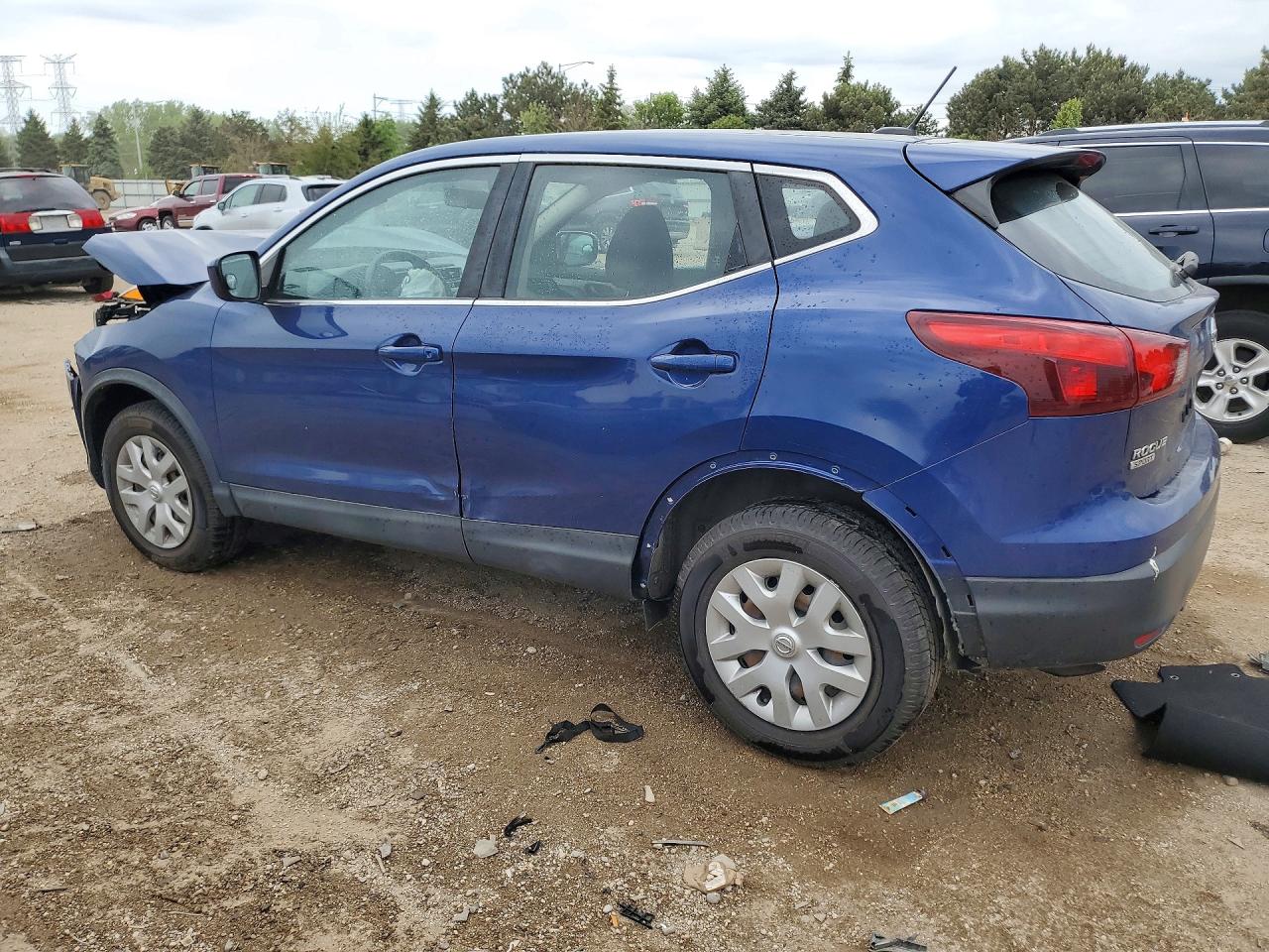 Nissan Rogue S