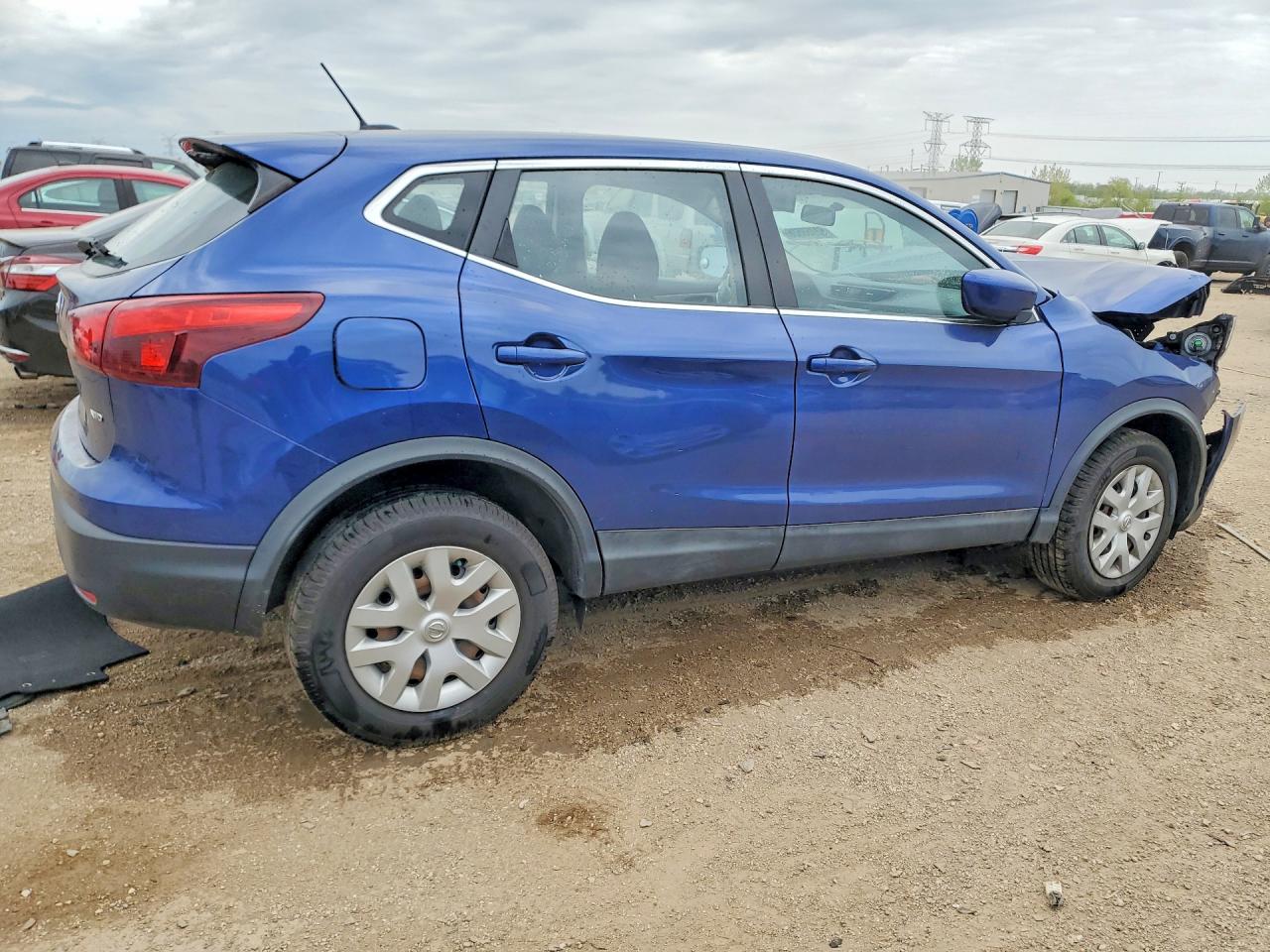 Nissan Rogue S