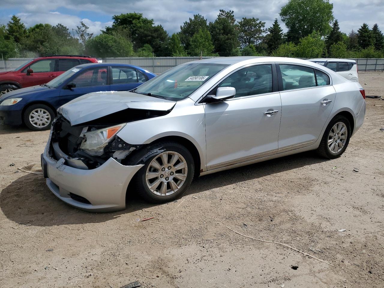 Salvage Buick LaCrosse Image