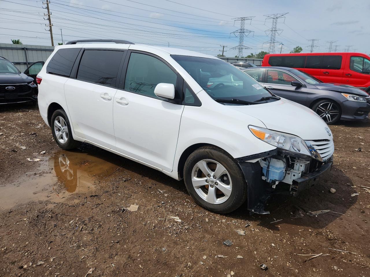 Toyota Sienna Le