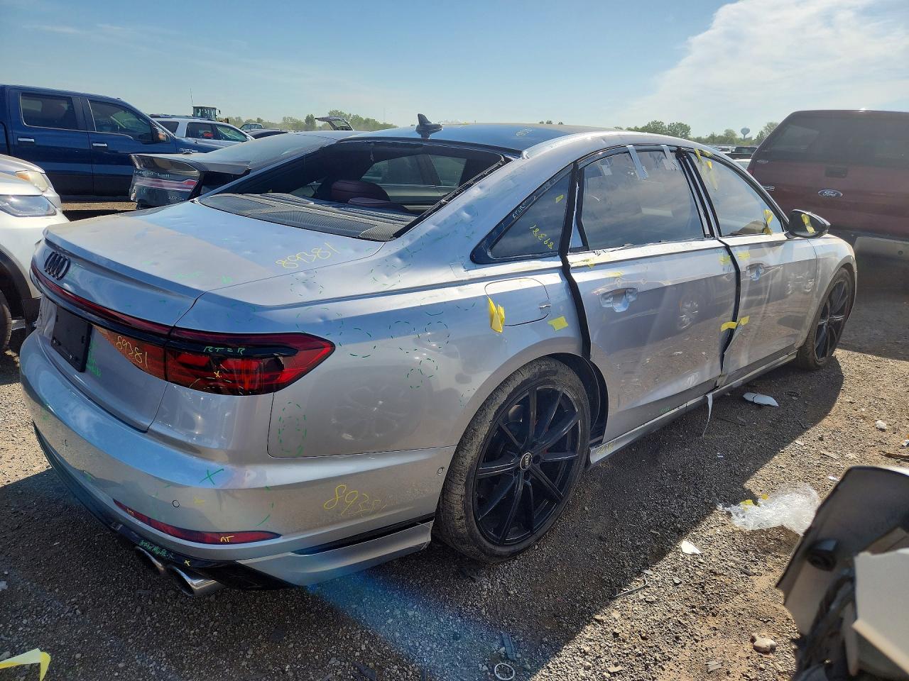 Audi S8