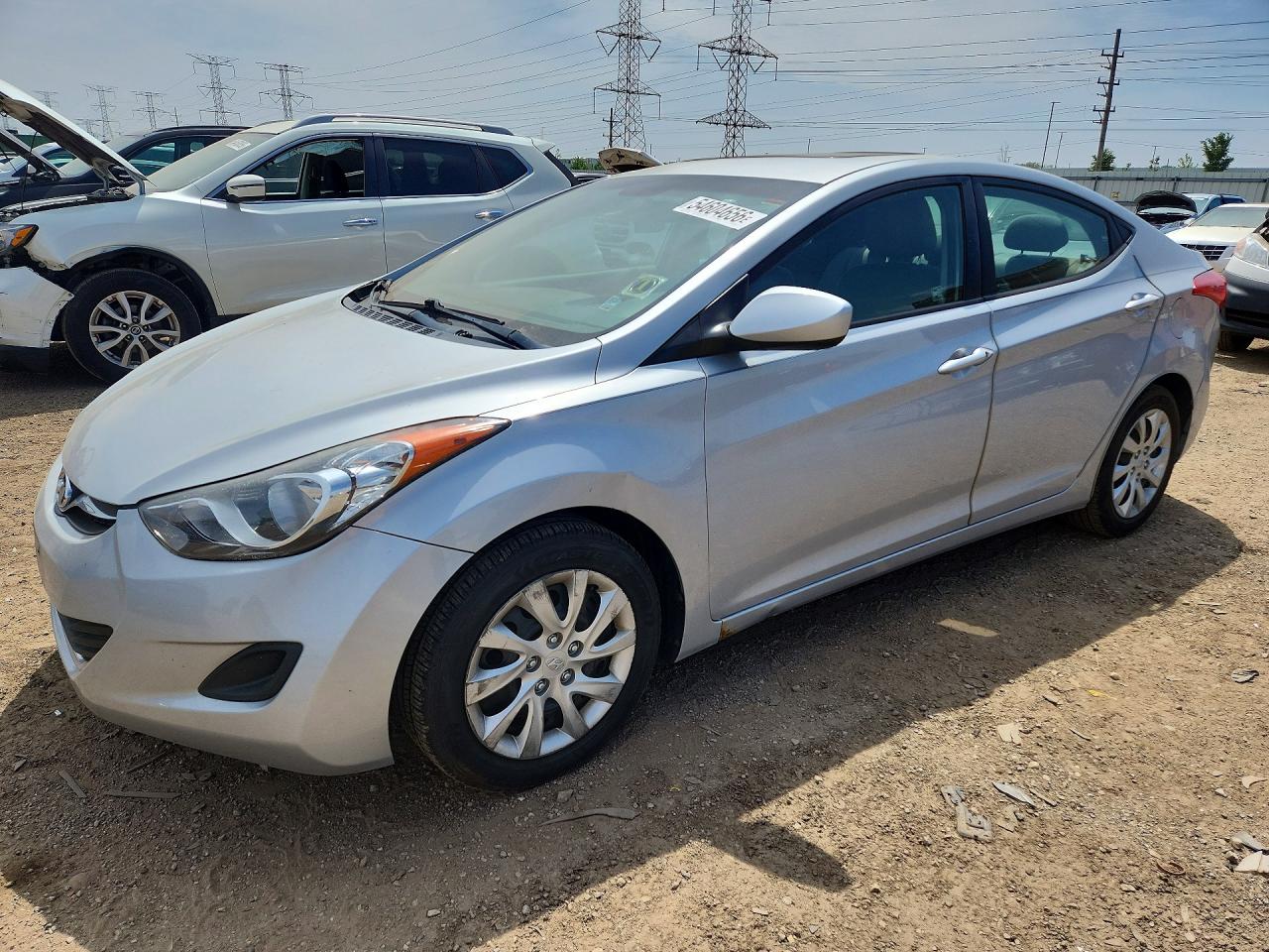 Salvage Hyundai ELANTRA Image