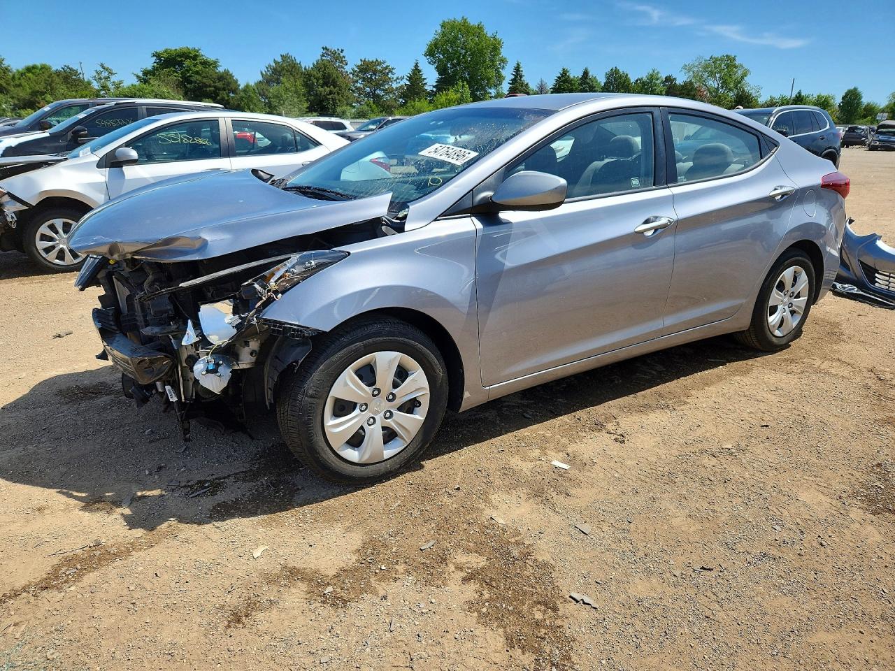 Salvage Hyundai ELANTRA Image