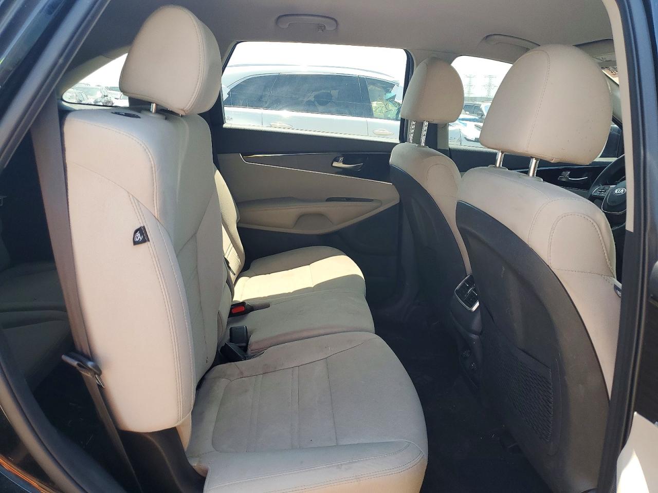 Kia Sorento Lx