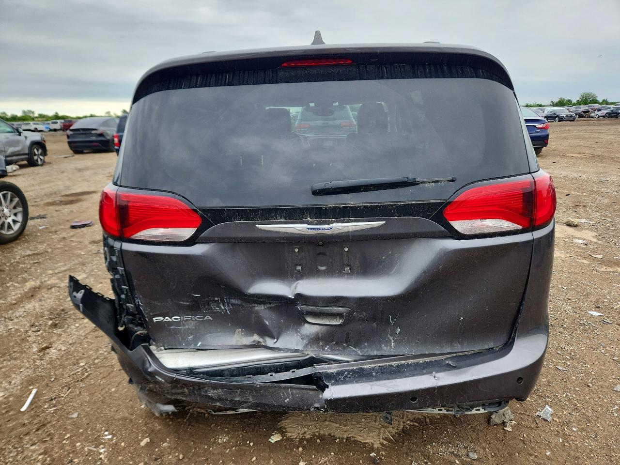 Chrysler Pacifica Touring L Plus