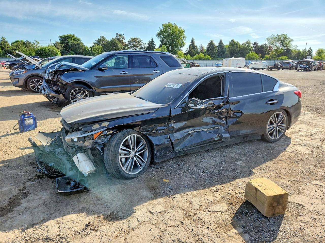 Salvage INFINITI Q50 Image