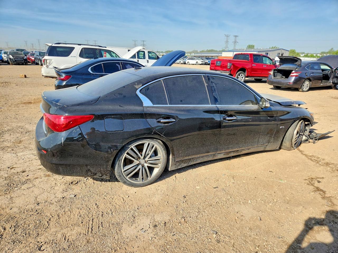 INFINITI Q50 Sport
