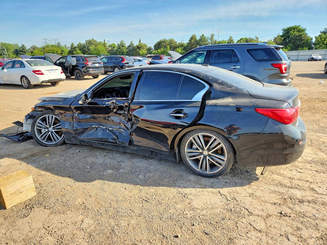 INFINITI Q50 Sport