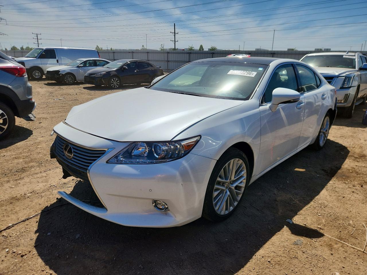 Salvage Lexus Es Image