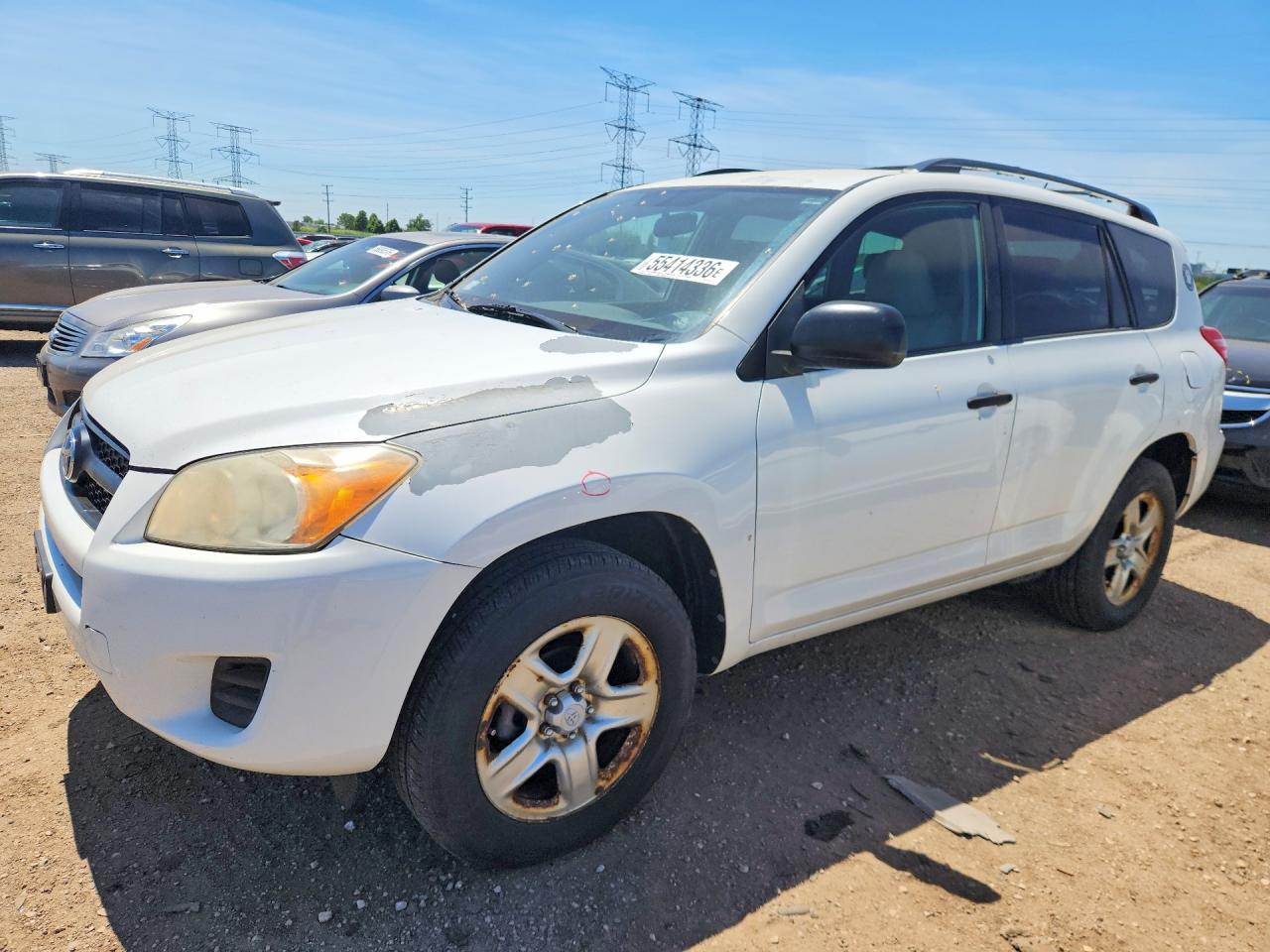 Salvage Toyota RAV4 Image