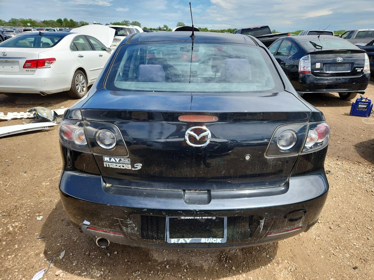 Mazda 3 I
