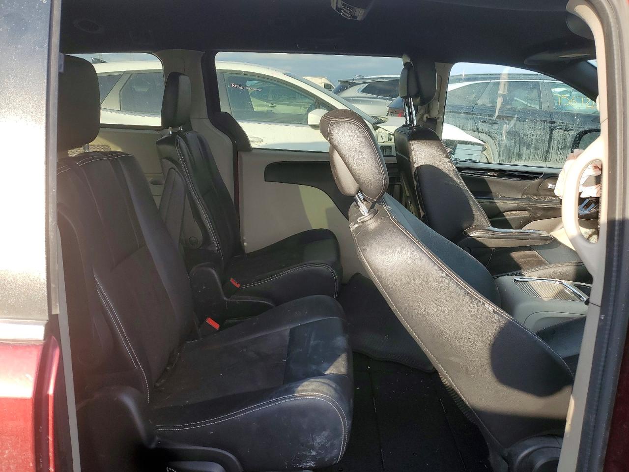 Dodge Caravan Sxt