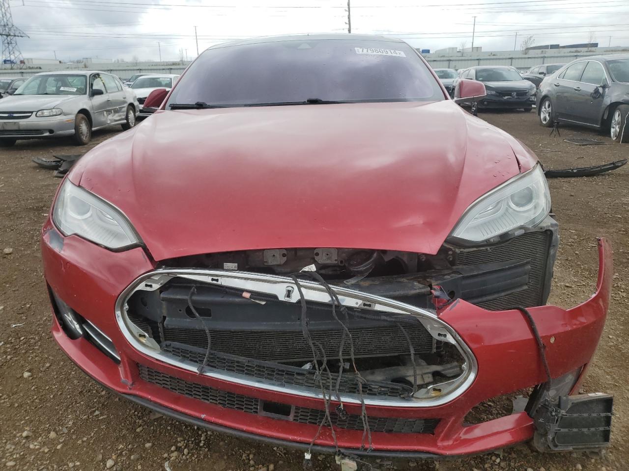 Tesla Model S 85